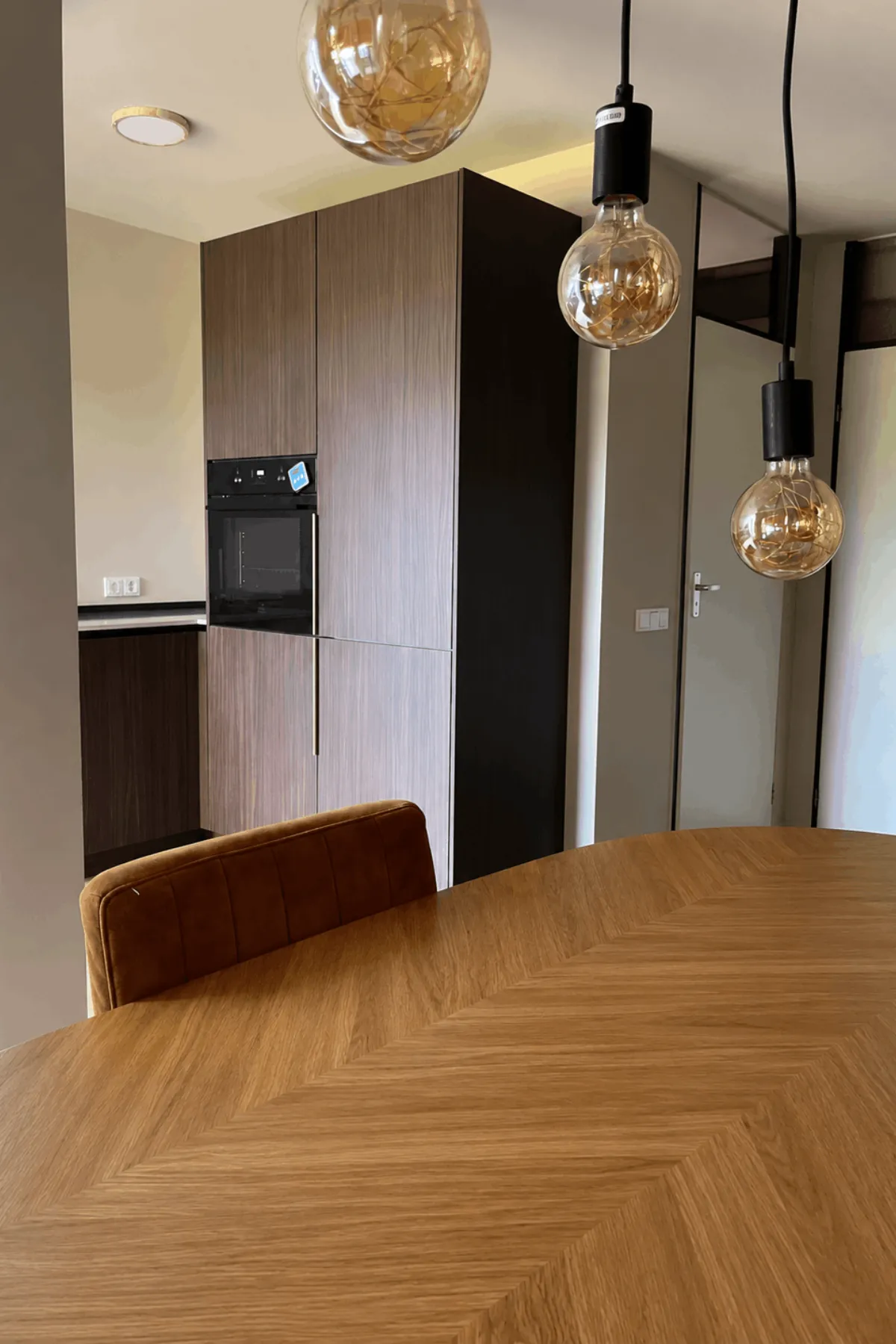 Ontdekken — Het begint aan de keukentafel — van nul.